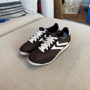 No Boundaries Retro Racer Sporty Sneakers, Brown, Sz 7, NWT
